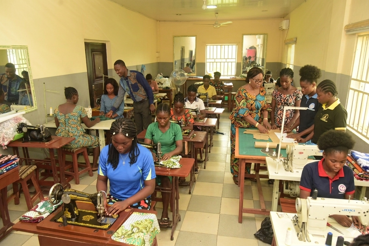 Fashion Design Studio